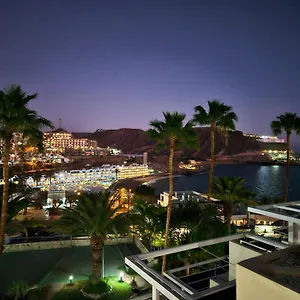 https://ocean-pool-view-apartament.in-canary-islands.com